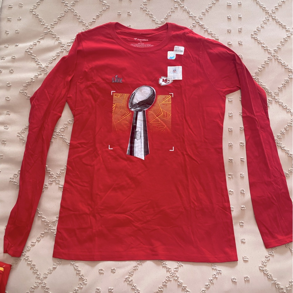 Kansas City Chiefs - long sleeve tee, woman’s XL